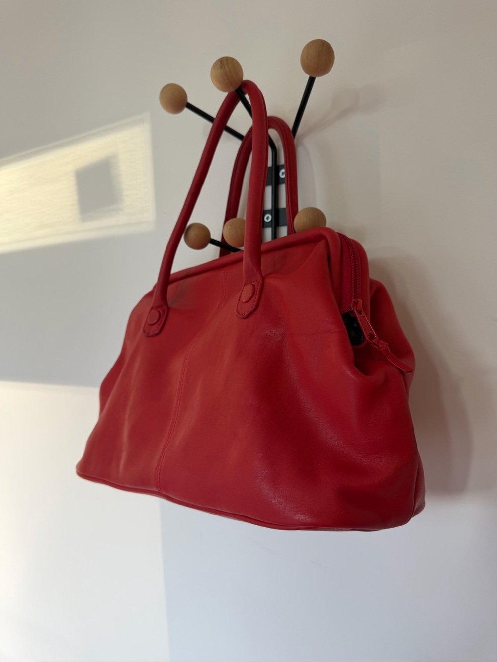 Giani Bernini Red Leather Tote Bag - Picture 2 of 8